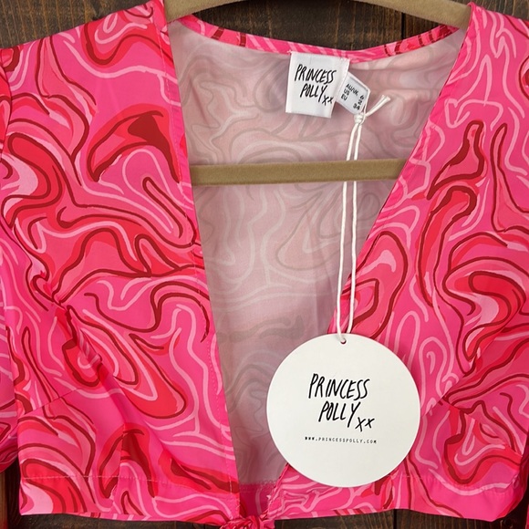 Princess Polly, long sleeve crop top - Picture 2 of 3